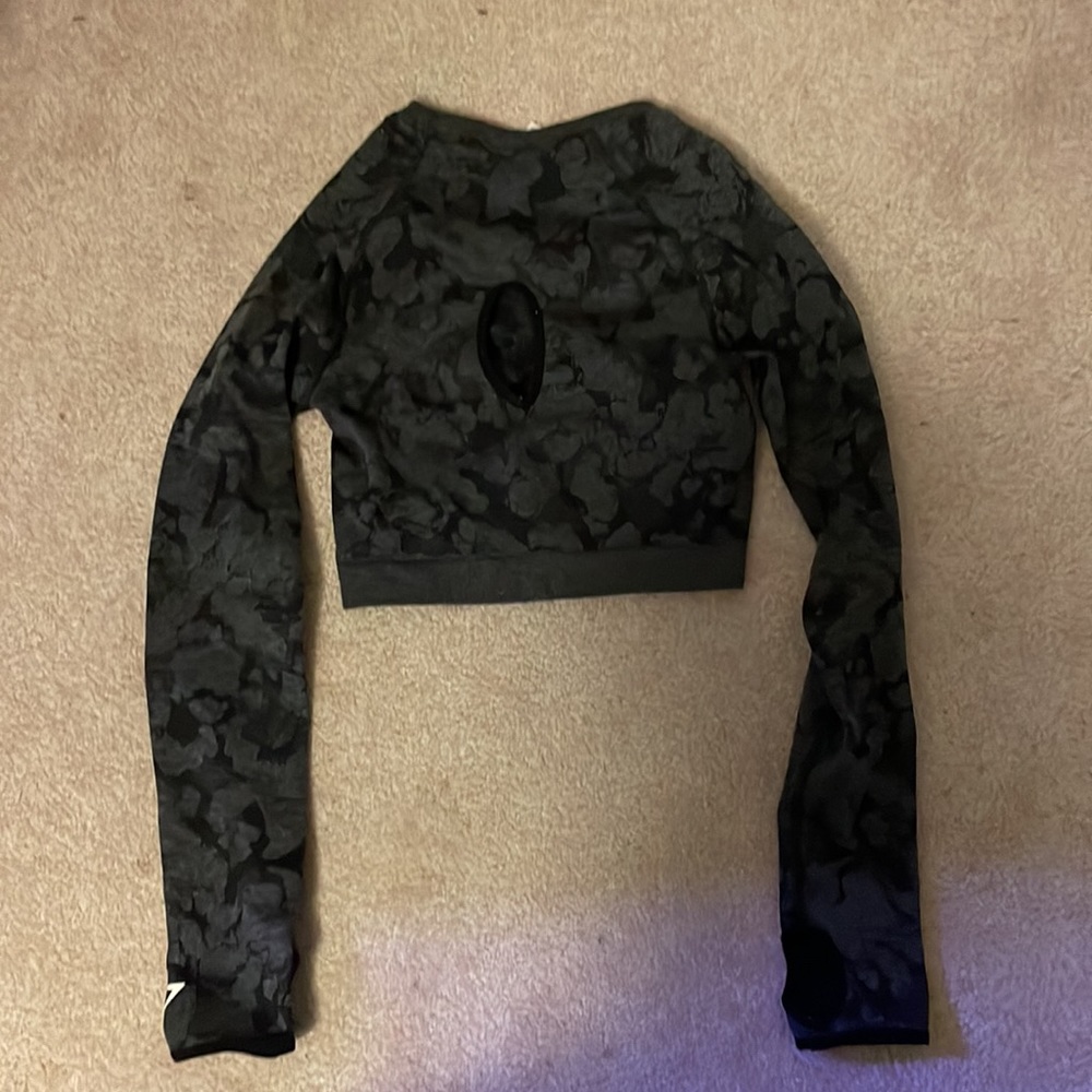 Gymshark Patterned Athletic Top - Cropped - Picture 2 of 2
